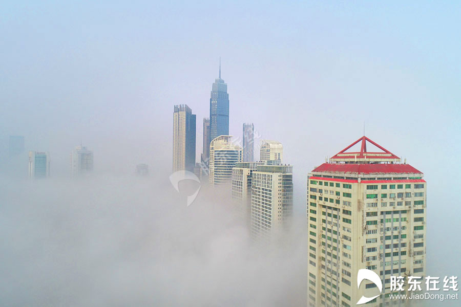 高清組圖：霧鎖港城 如夢如幻