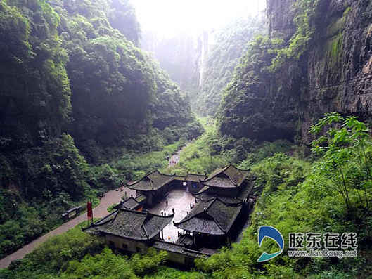 探險重慶武隆天坑地縫 贊嘆大自然鬼斧神工