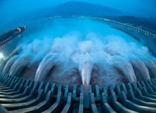 武漢、長江三峽、大壩、白帝城、九畹溪、恩施大峽谷、武漢櫻花雙飛6日游