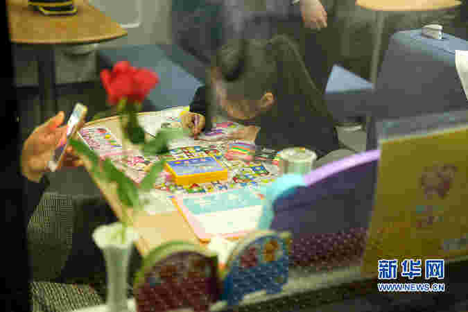 列車上的“兒童樂園” 帶娃長途旅行不再“煩”