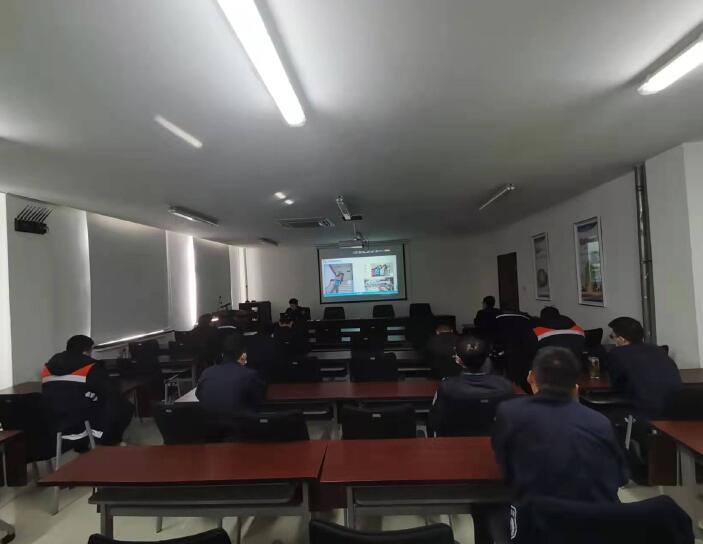 吐魯番機(jī)場組織開展應(yīng)急疏散知識培訓(xùn) 吐魯番機(jī)場組織開展應(yīng)急疏散知識培訓(xùn)