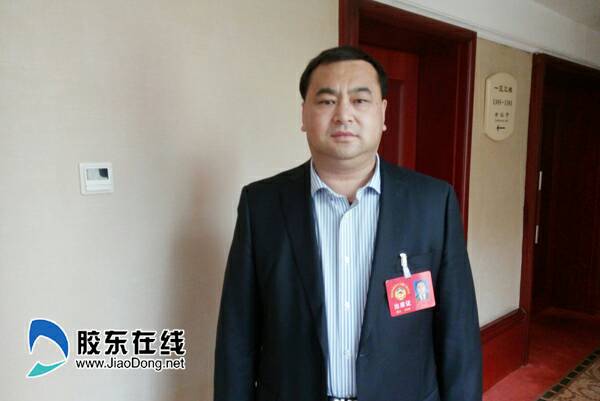 市政協(xié)委員 徐杰芳