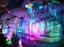 【清明假期】泰山地下大裂谷、太陽部落二日游 【清明假期】泰山地下大裂谷、太陽部落二日游