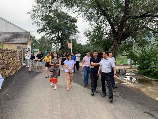 十里杏花谷致力鄉村旅游 實現“杏”福生活加速跑