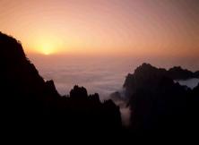 五一：登泰山、游曲阜大巴二日游