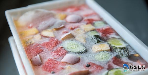 美味的冰鎮(zhèn)蔬菜水果