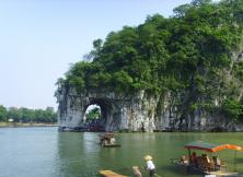 嘉華旅游--桂林/大漓江/世外桃源/銀子巖/古東瀑布/遇龍河漂流/雙飛5日游