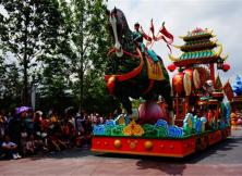 {清明節(jié)}上海科技館+朱家角+迪士尼+外灘四日游