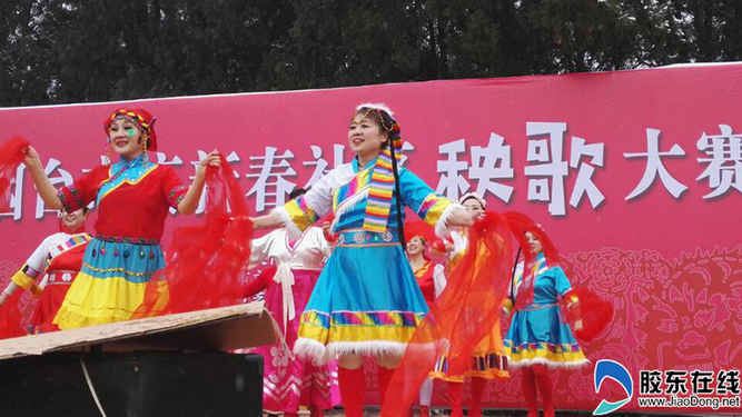 【網絡中國節·元宵節】圖集：火紅的秧歌扭起來！18支代表隊大展身手