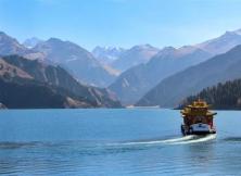 天山天池、吐魯番、賽里木湖、那拉提、巴音布魯克、庫木塔格沙漠雙飛9天