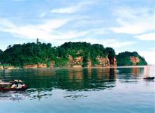 心有所蜀精雕版6日游 九寨?黃龍?熊貓樂園?雍仲神山